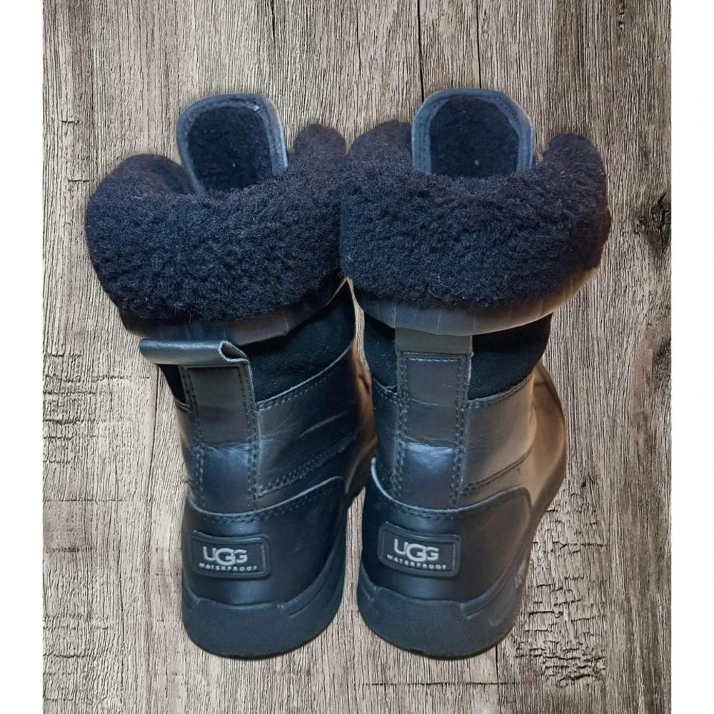 Beautiful UGG Butte II waterproof winter black boots. Size 4